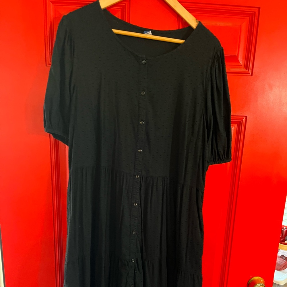Old Navy black Swiss dot midi dress size large